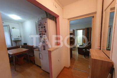 Apartament cu 2 camere semidecomandat, mobilat în Central - 9
