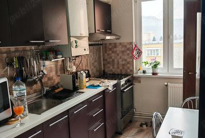 Apartament cu 3 camere decomandat în Astra - 2