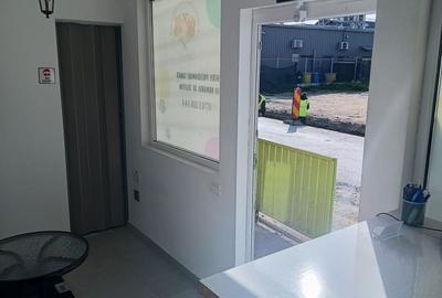 Spațiu comercial, de 40 mp, în Central - 7