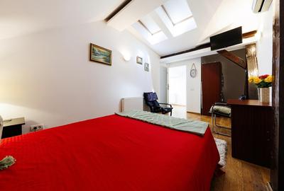 Apartament cu 3 camere decomandat, mobilat în P-ța Unirii - 21