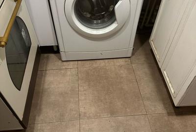 Apartament cu 2 camere decomandat în P-ța Universității - 11