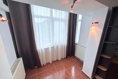 Apartament cu 3 camere în Central - 5