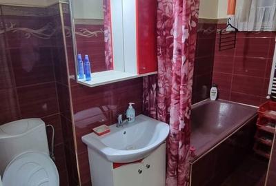 Apartament cu 3 camere în Decebal - 5