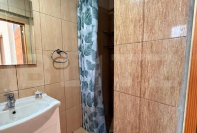 Casă cu 4 camere în Cristian