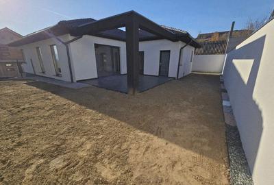 Casă cu 4 camere în Șura Mare - 8