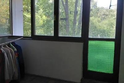 Apartament cu 3 camere semidecomandat în Țiglina 1 - 3