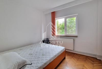 Apartament 4 camere, decomandat, etaj intermediar, Calea Lipovei - 11