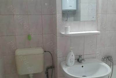 Apartament cu 3 camere decomandat în Aleșd - 3