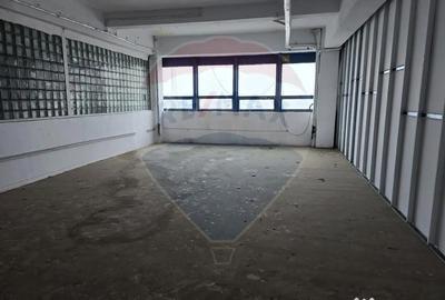 Spațiu comercial, de 2,428 mp, în Nord - 8
