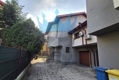 Casă individuală cu 6 camere cu Canalizare în Pipera