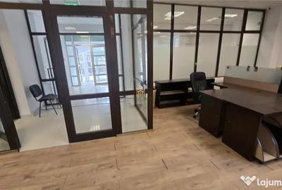 Spațiu comercial, de 180 mp, în Central - 12