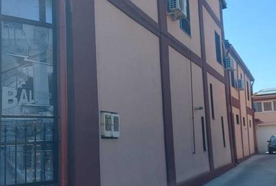 Spațiu comercial, de 791 mp, în Central - 8