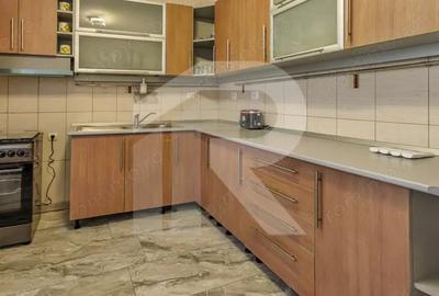 Casă cu 5 camere cu Canalizare în Rahova - 6