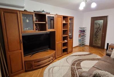 Apartament cu 3 camere semidecomandat, mobilat în Dristor - 1