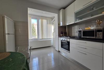 Apartament cu 3 camere semidecomandat, mobilat în Centrul Civic - 26