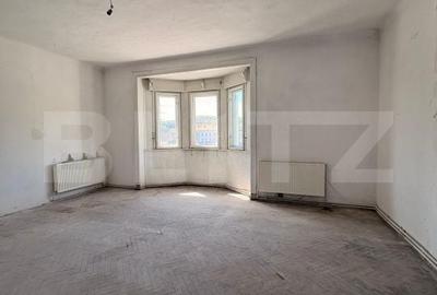 Spațiu comercial, de 1,200 mp, în Central - 15