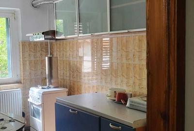 Apartament cu 4 camere decomandat în Central - 3