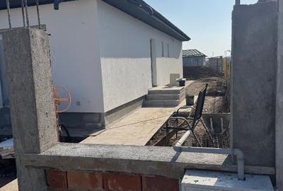 Casă individuală cu 4 camere cu Canalizare în Berceni - 16