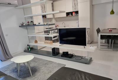Apartament cu 3 camere decomandat în Tineretului - 3
