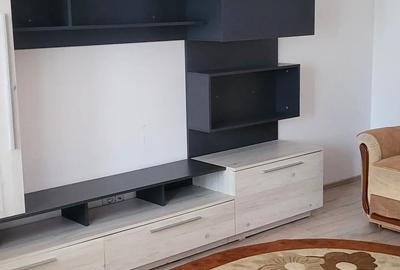 Inchiriez ap 3 camere - 2