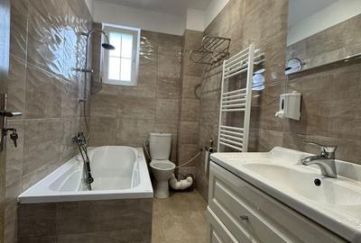 Casă cu Teren 400 Mp în Central - 7