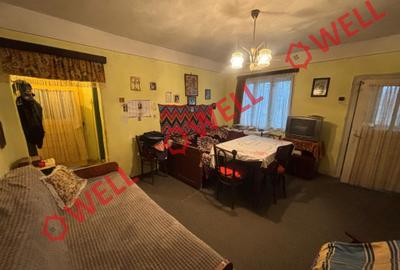 Casă cu 2 camere cu Teren 1189 Mp în Brețcu - 10