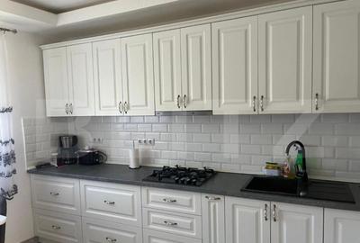 Casă cu 6 camere cu Teren 415 Mp în Iosia - 3