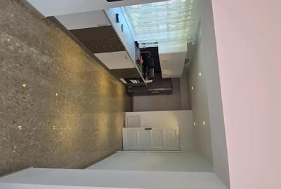 Apartament cu 3 camere decomandat în Central - 9