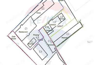 Casă cu 16 camere cu Teren 3700 Mp în Central - 1