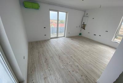 Apartament cu 2 camere decomandat în Girocului - 1