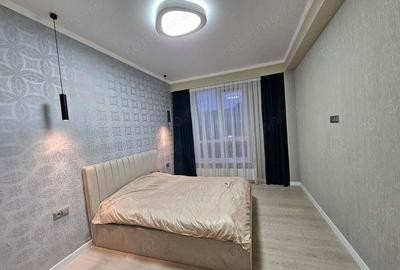 Oferim spre inchiriere apartament 3 camere Eroii Revoutiei - 3