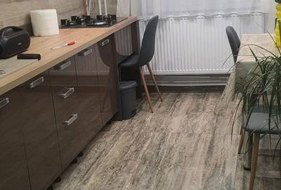 Apartament cu 2 camere în Micro 4 - 2