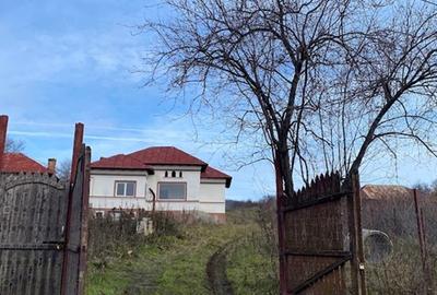Vanzare casa in Calinesti, teren intravilan  2600 mp, 69500 euro - 3