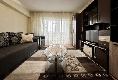 Apartament cu 2 camere decomandate de vanzare in zona Far, Constanta - 1