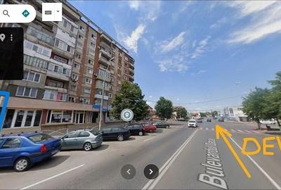 Spațiu comercial, de 70 mp, în Central - 4