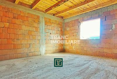 Casă cu 5 camere cu Teren 500 Mp în Aluniș - 15