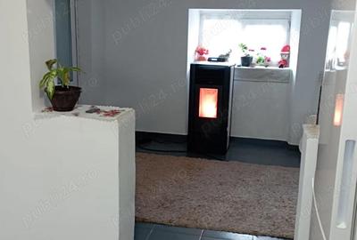 Casă cu 4 camere cu Teren 2080 Mp în Plopeni - 7