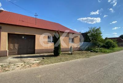 Casă individuală cu 2 camere cu Teren 800 Mp în Sâmbăta - 1