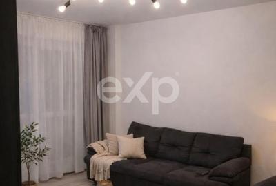 Apartament cu 2 camere decomandat, mobilat în Ultracentral