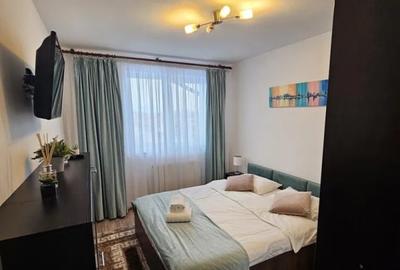Apartament cu 2 camere decomandat în Tractorul - 4