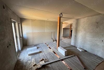 Casa individuala P+M, construc?ie solida | La gri | RED Imobiliare Comision 0% - 2