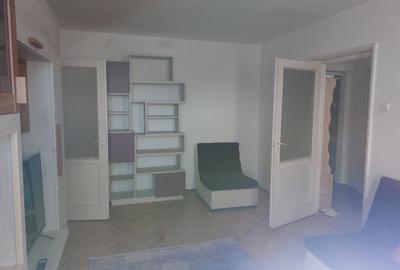 Apartament 2 camere, Giulesti, 6/8, mobilat si utilat. 450 E/luna - 2
