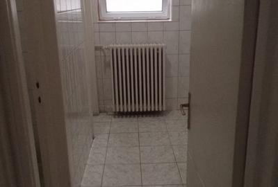 Birou, de 3,658 mp, în Unirii - 20