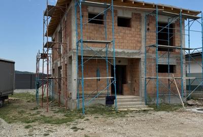O casa gandita pentru familii care traiesc altfel. Si aleg altfel. - 35