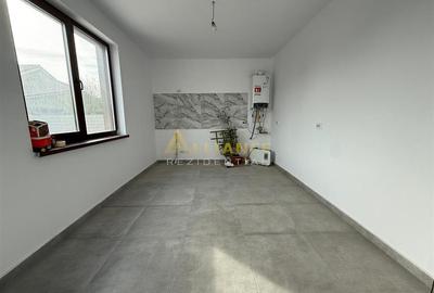 4 camere 2 bai 320mp teren - 6