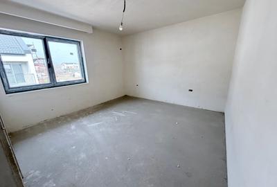 Duplex cu 3 camere cu Canalizare în Sud - 15