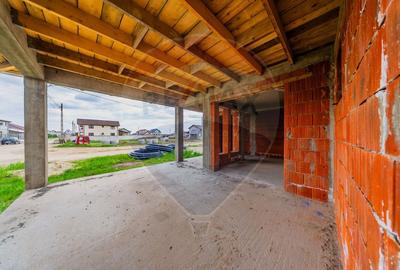 Casa / Vila la rosu Zimand-cuz - 4