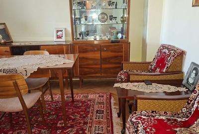 Apartament cu 4 camere decomandat în Rovine - 10