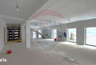 Casă cu 6 camere cu Teren 822 Mp în Central - 16