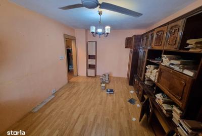 Apartament cu 4 camere decomandat în Tomești - 2